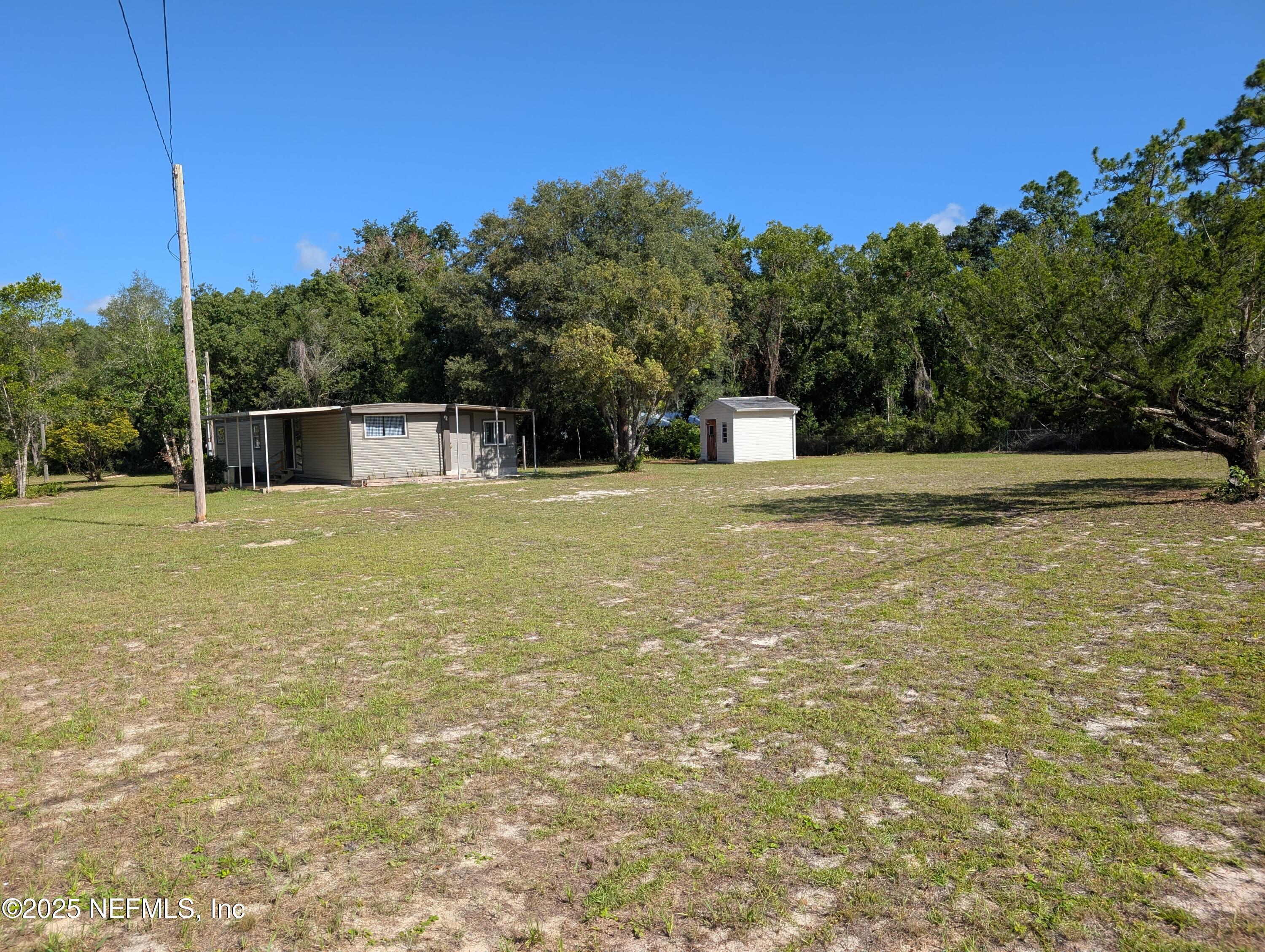 116 Claudia Street Interlachen, FL 32148 - Photo 20 of 27 116 CLAUDIA ST 9