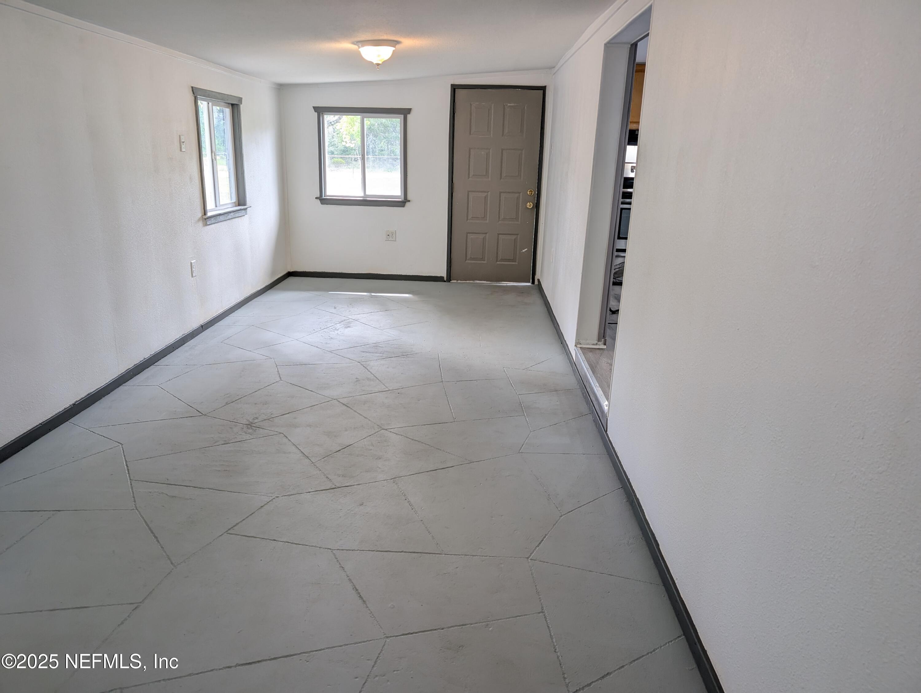 116 Claudia Street Interlachen, FL 32148 - Photo 4 of 27 116 CLAUDIA ST 30