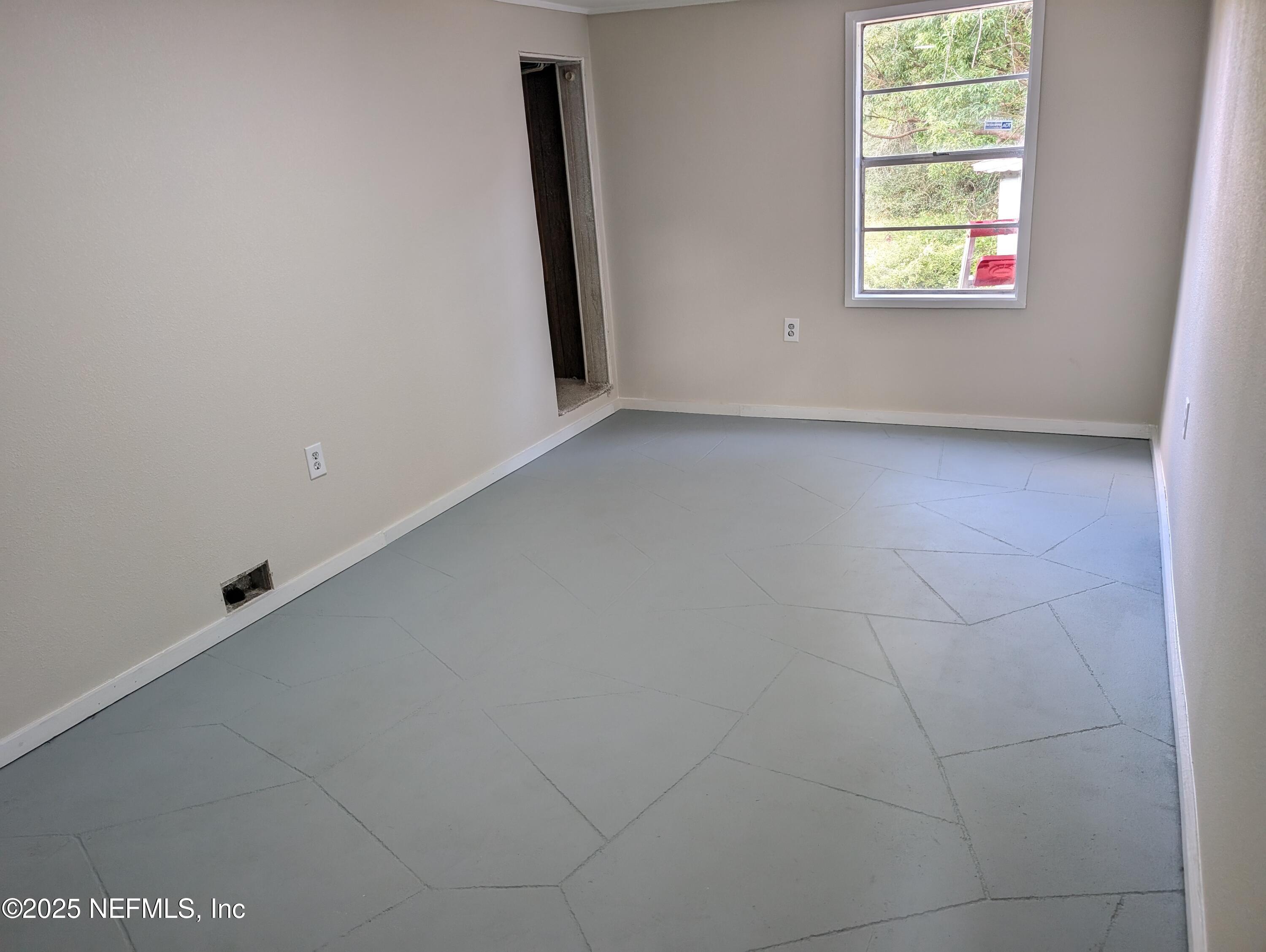 116 Claudia Street Interlachen, FL 32148 - Photo 7 of 27 116 CLAUDIA ST 25