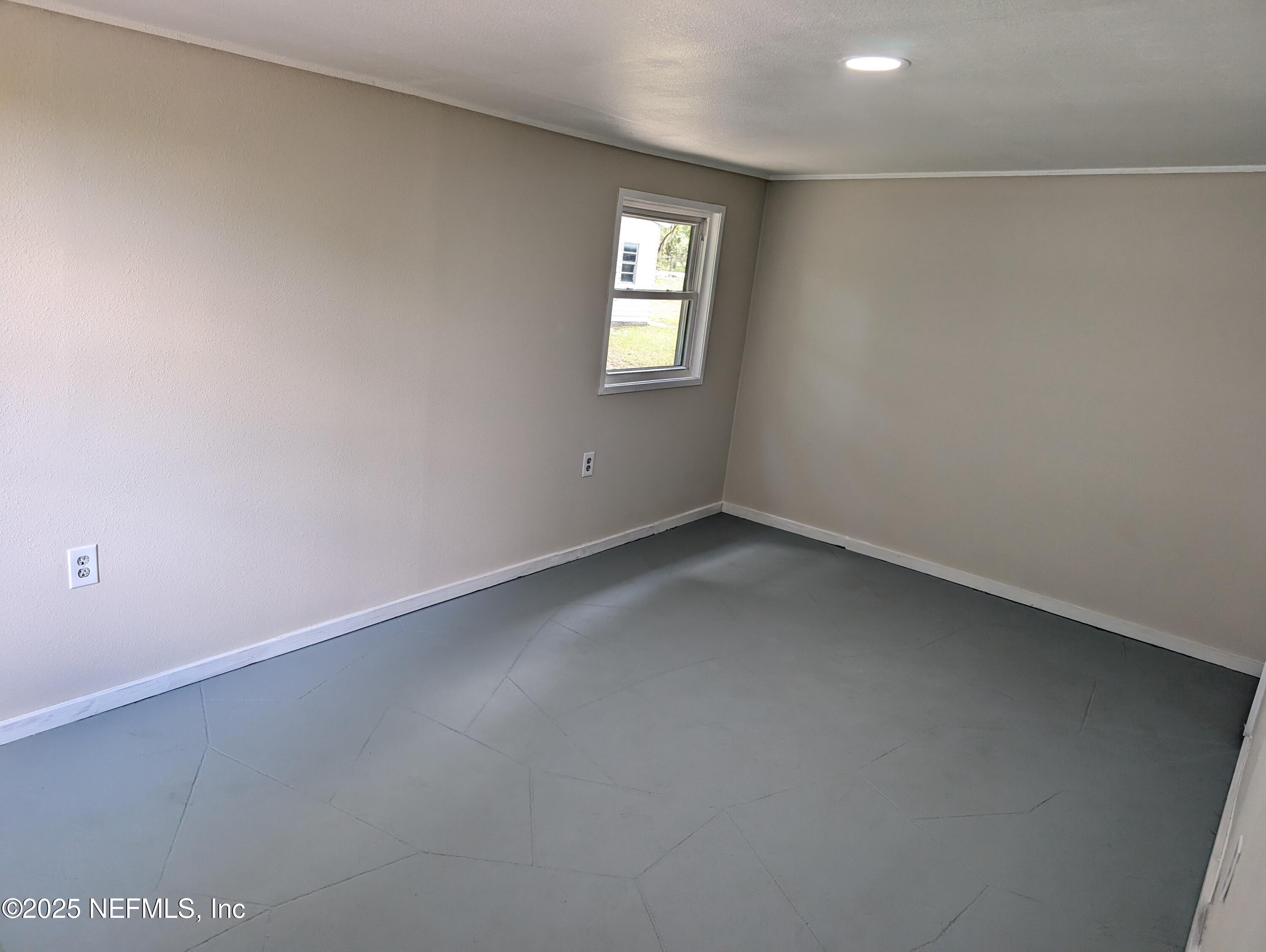 116 Claudia Street Interlachen, FL 32148 - Photo 8 of 27 116 CLAUDIA ST 24