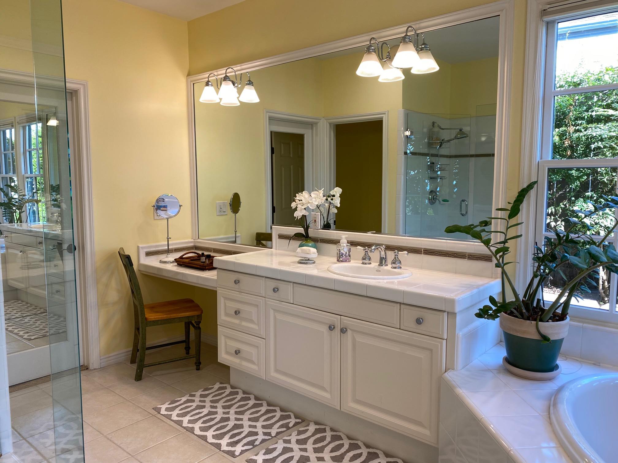 2623 Caspia Lane Summerland, CA 93067 - Photo 21 of 28 Dual sinks, shower and vanity table