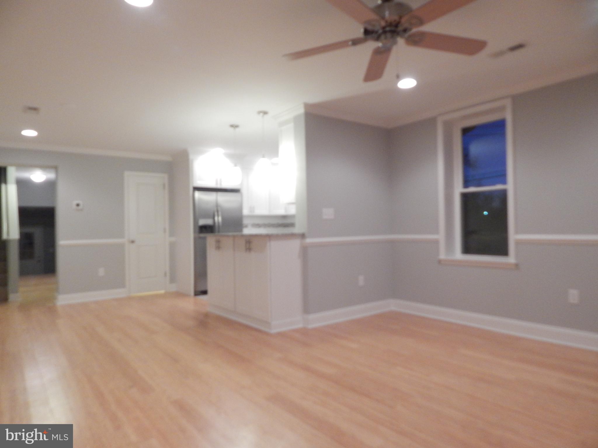 703 Hyde Park Road Baltimore, MD 21221 - Photo 3 of 24 Interior (General)