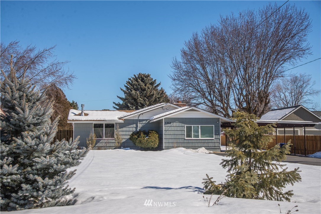 1312 Brick Road Ellensburg, WA 98926 - Photo 1 of 25 Gallery Image 1