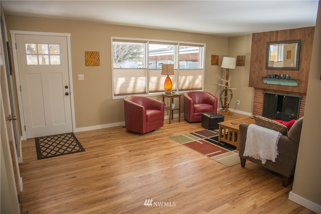1312 Brick Road Ellensburg, WA 98926 - Photo 3 of 25 Gallery Image 3