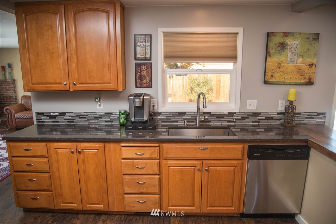 1312 Brick Road Ellensburg, WA 98926 - Photo 7 of 25 Gallery Image 7