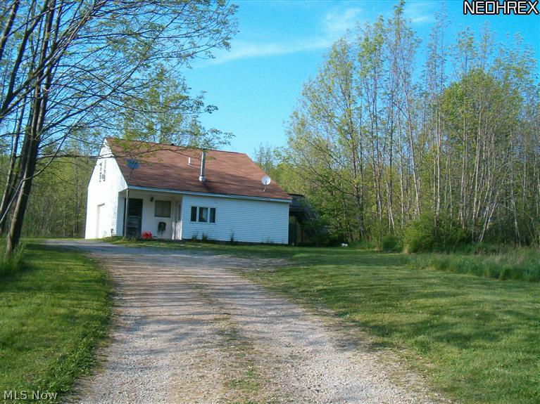 11235 Taylor Wells Road Chardon, OH 44024 - Photo 6 of 15 Gallery Image 6
