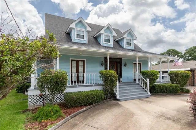 $438,500 | 4525 Barnett Street, Metairie, LA 70006