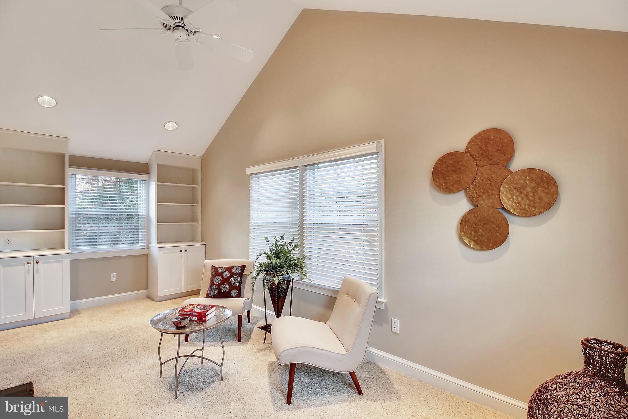 9612 Sutherland Road Silver Spring, MD 20901 - Photo 14 of 29 Family Room