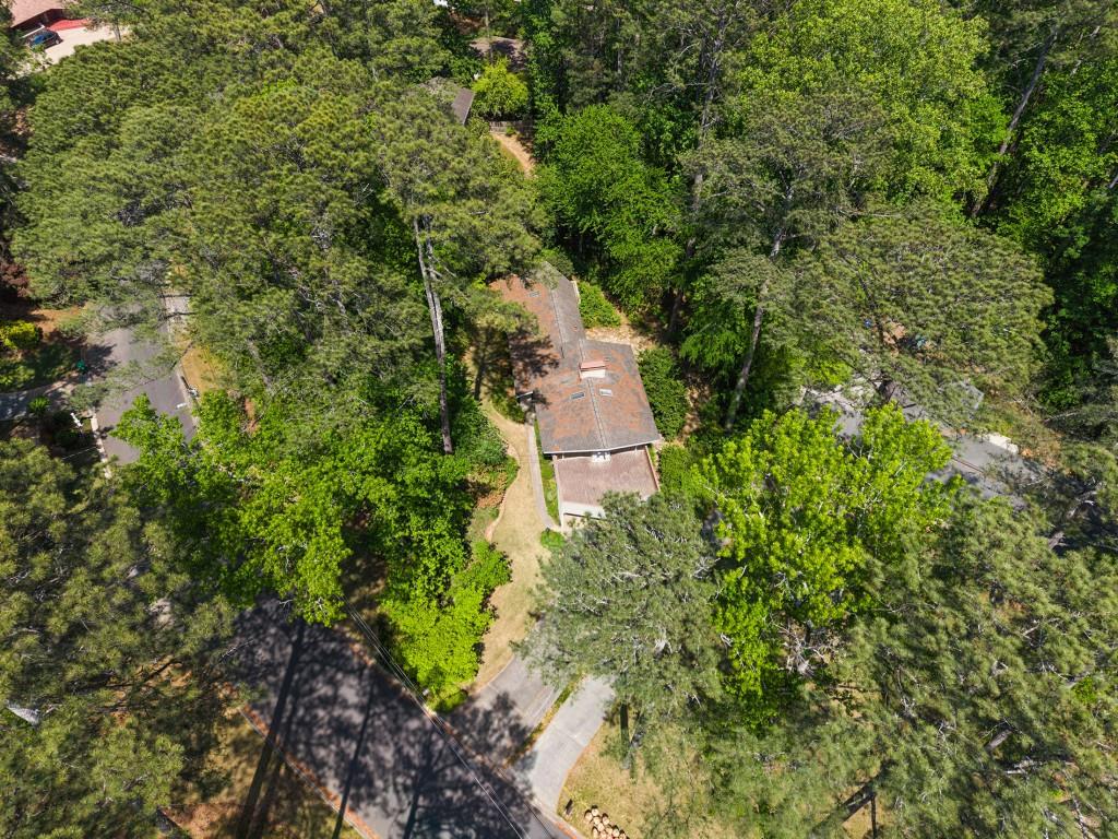 2001 Castleway Lane Northeast Atlanta, GA 30345 - Photo 41 of 43