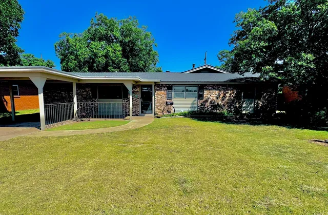 $150,000 | 1604 Ennis Street, Plainview, TX 79072