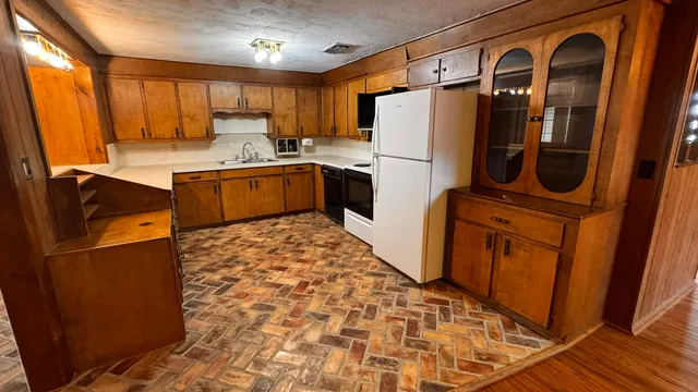 $150,000 | 1604 Ennis Street, Plainview, TX 79072