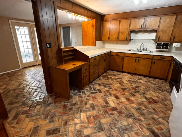 $150,000 | 1604 Ennis Street, Plainview, TX 79072