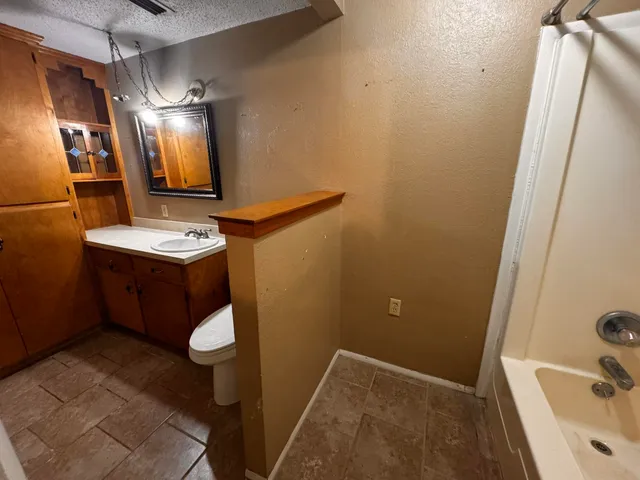 $150,000 | 1604 Ennis Street, Plainview, TX 79072