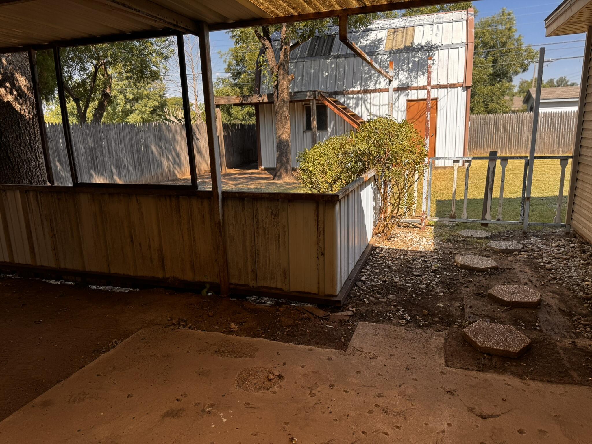 1604 Ennis Street Plainview, TX 79072 - Photo 28 of 29 IMG_7435