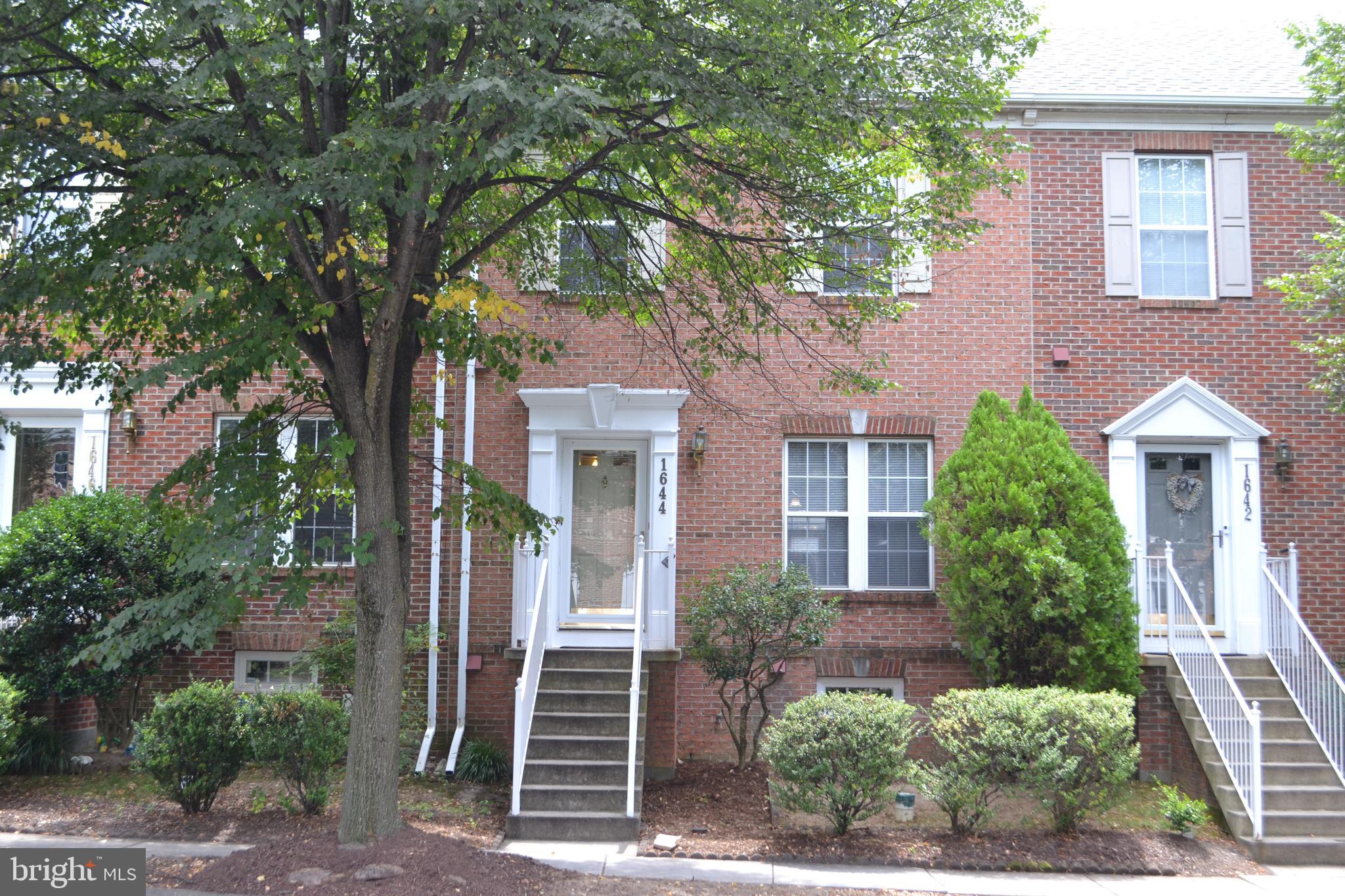 1644 Coopers Way Frederick, MD 21701 - Photo 1 of 46 BricBk