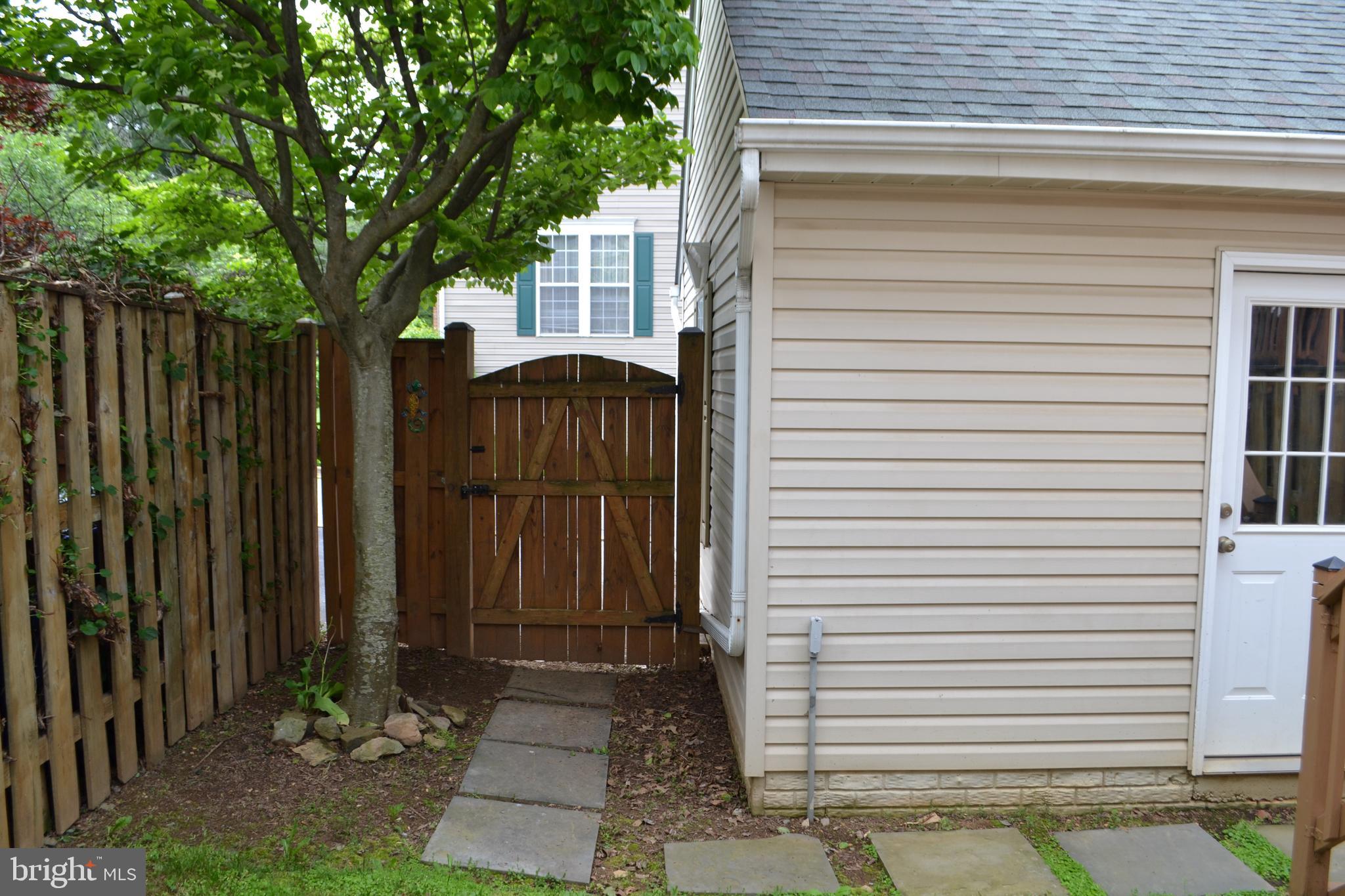 1644 Coopers Way Frederick, MD 21701 - Photo 15 of 46