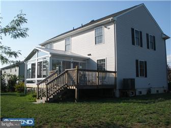 155 Kansas Road Pennsville, NJ 08070 - Photo 11 of 12 Exterior Back