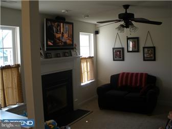 155 Kansas Road Pennsville, NJ 08070 - Photo 4 of 12