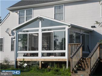 155 Kansas Road Pennsville, NJ 08070 - Photo 10 of 12 Exterior Back