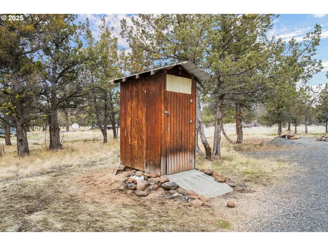 $275,000 | 11785 Southwest Meadow Lane, Culver, OR 97734