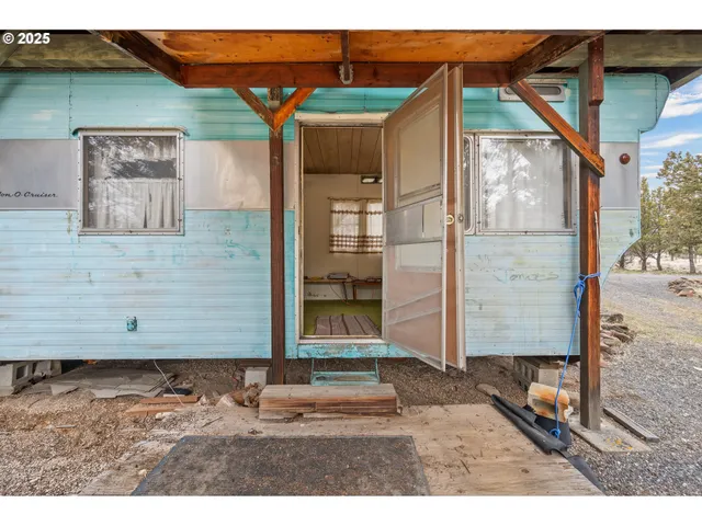 $275,000 | 11785 Southwest Meadow Lane, Culver, OR 97734