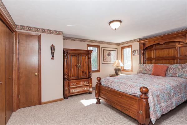 87 Maple Street Southampton, MA 01073 - Photo 14 of 30 Gallery Image 14