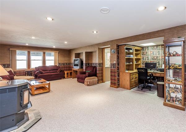 87 Maple Street Southampton, MA 01073 - Photo 26 of 30 Gallery Image 26