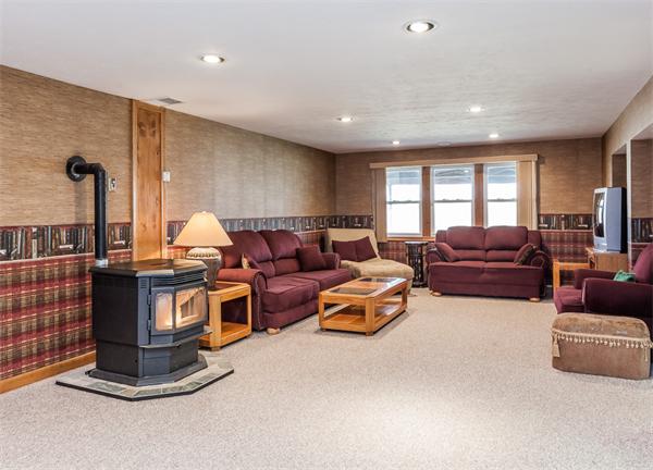 87 Maple Street Southampton, MA 01073 - Photo 27 of 30 Gallery Image 27