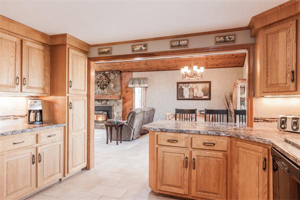 87 Maple Street Southampton, MA 01073 - Photo 10 of 30 Gallery Image 10