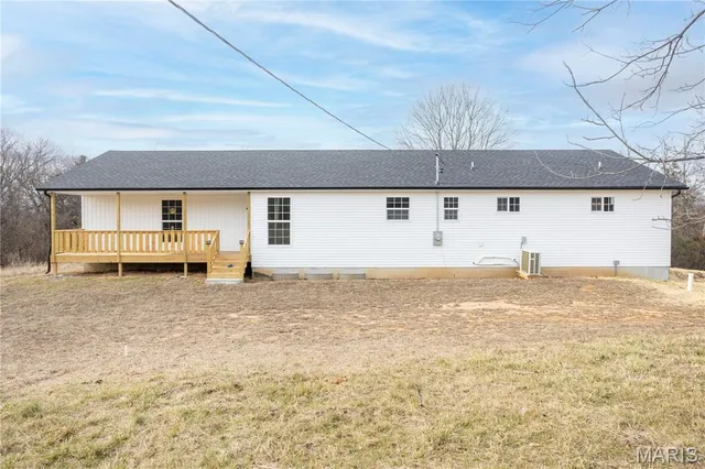 $272,950 | 1123 Moulton Street, De Soto, MO 63020