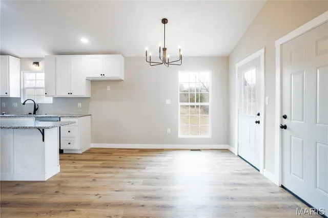 $272,950 | 1123 Moulton Street, De Soto, MO 63020