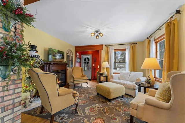 $284,000 | 1402 Dodge Street, Kewaunee, WI 54216