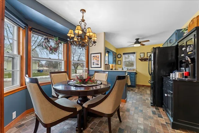 $284,000 | 1402 Dodge Street, Kewaunee, WI 54216