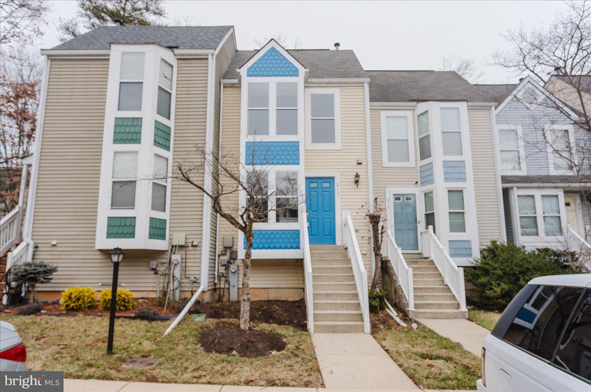 217 Sycamore Ridge Road Laurel, MD 20724 - Photo 1 of 25 Gallery Image 1