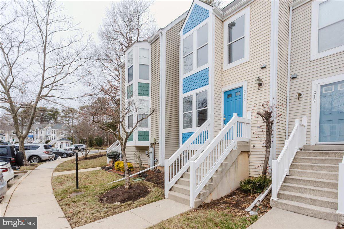 217 Sycamore Ridge Road Laurel, MD 20724 - Photo 3 of 25 Gallery Image 3