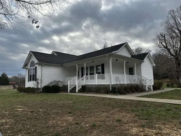 $1,700 | 2607 Cumberland City Road, Dover, TN 37058