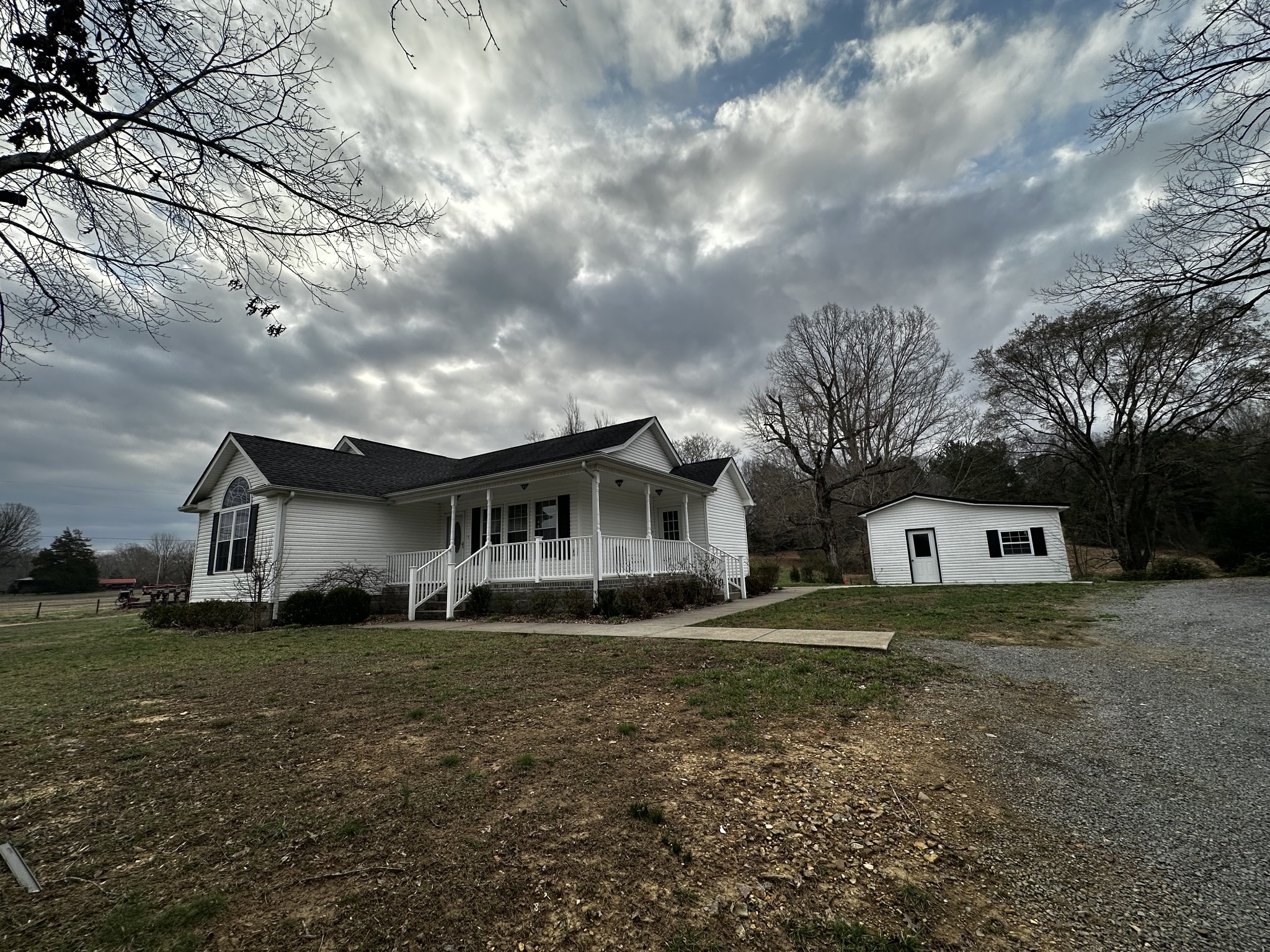 2607 Cumberland City Road Dover, TN 37058 - Photo 4 of 25