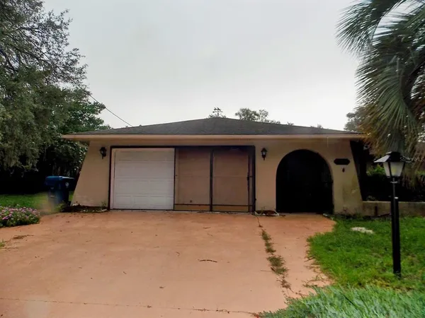 $300,000 | 2118 Laredo Avenue, Spring Hill, FL 34608