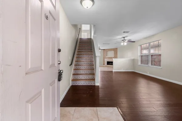 $2,295 | 511 Cypresswood Knoll, Spring, TX 77373