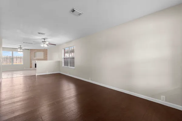 $2,295 | 511 Cypresswood Knoll, Spring, TX 77373