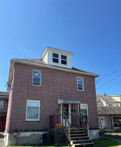 $1,400 | 223 Squires Avenue, Endicott, NY 13760