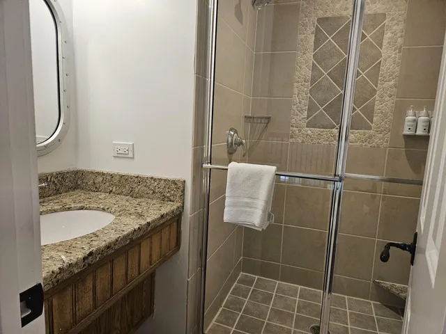 $55,000 | 2400 East Geneva, Unit 1923, Williams Bay, WI 53115