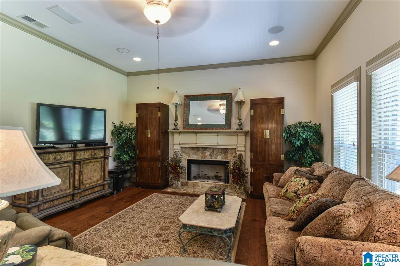 204 Dunrobin Cove Pelham, AL 35124 - Photo 15 of 49