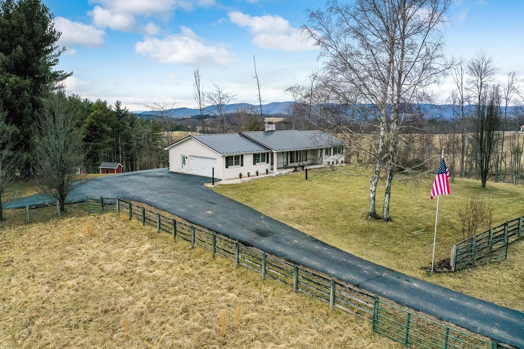 997 Duncan Mill Road Dugspur, VA 24325 - Photo 71 of 73 Gallery Image 71