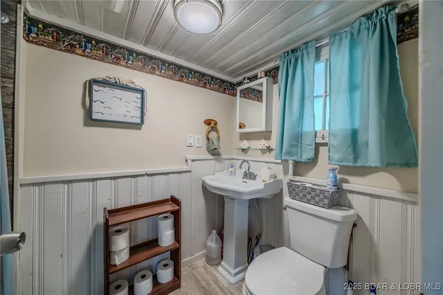 $350,000 | 54 Stealth Cove Drive, Roach, MO 65787