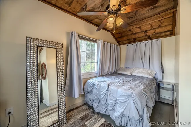 $350,000 | 54 Stealth Cove Drive, Roach, MO 65787