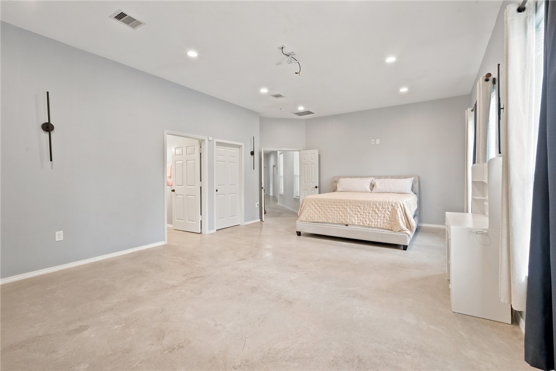 39595 Bosque Road Hempstead, TX 77445 - Photo 18 of 32