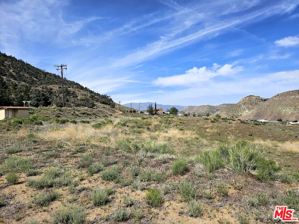 22505 Valley View Drive Tehachapi, CA 93561 - Photo 25 of 28 a view of mountains and valleys