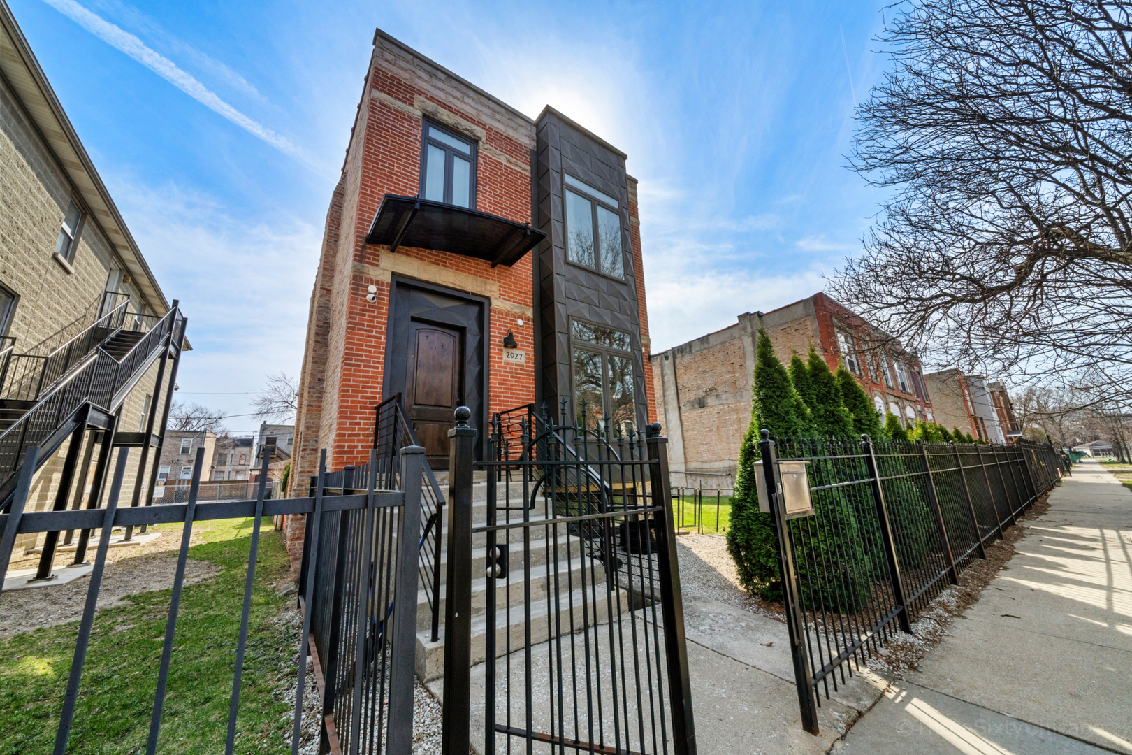 2927 West Wilcox Street Chicago, IL 60612 - Photo 1 of 26