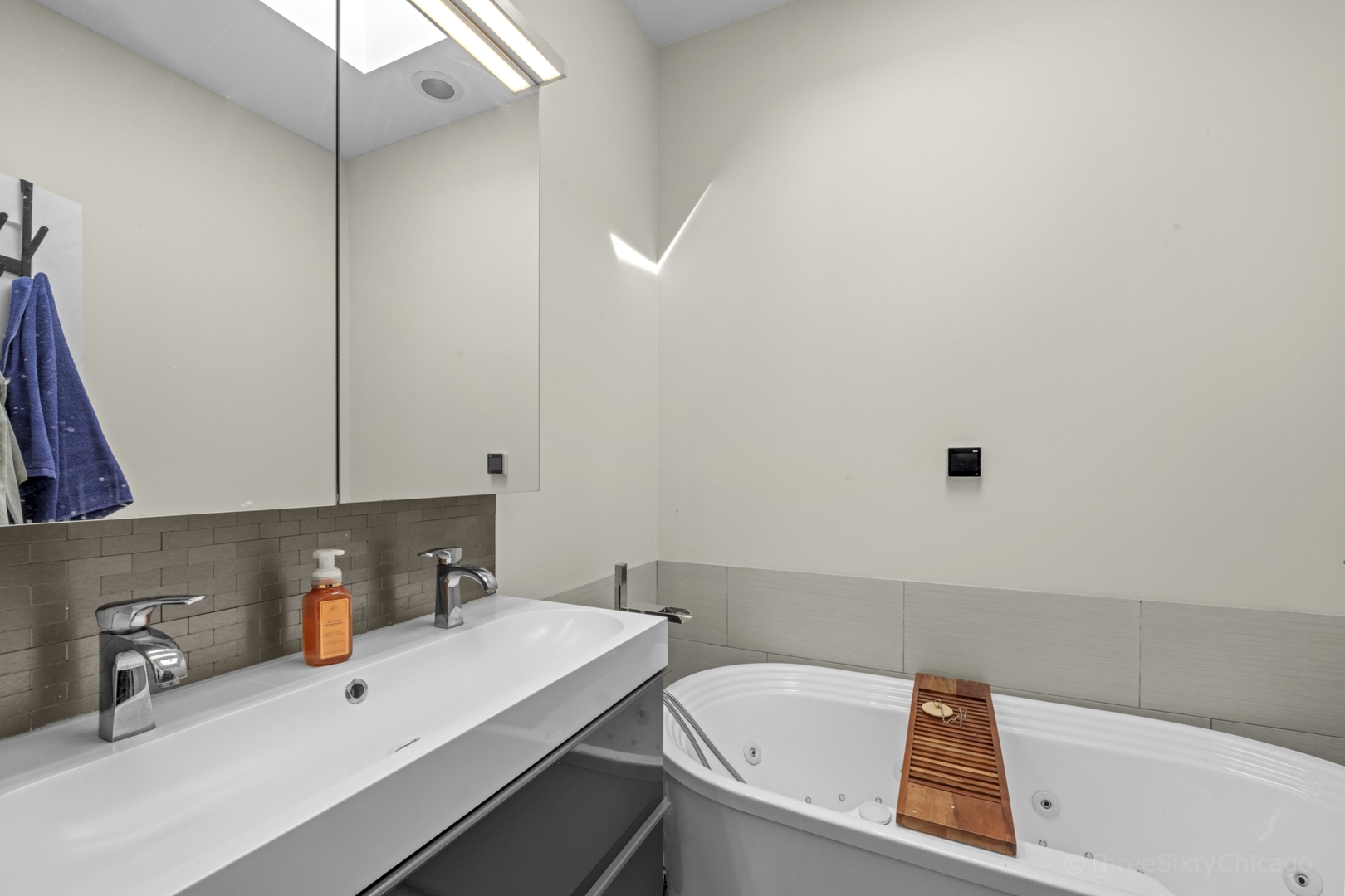 2927 West Wilcox Street Chicago, IL 60612 - Photo 13 of 26